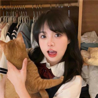 妈妈,抱紧我张小草